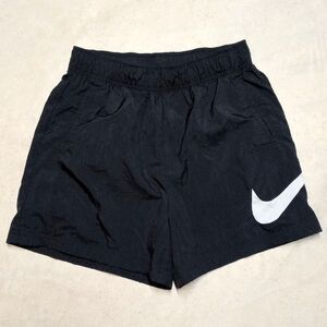Nike Essentials Women's Shorts Size LARGE Loose Fit High Rise Big Swoosh